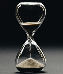 gettingrichtoday.com - time glass